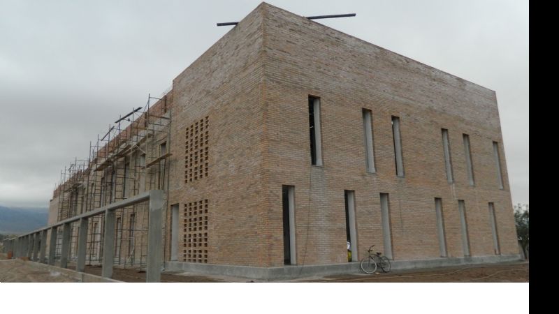 El IES Fiambalá cada vez más cerca de su casa propia