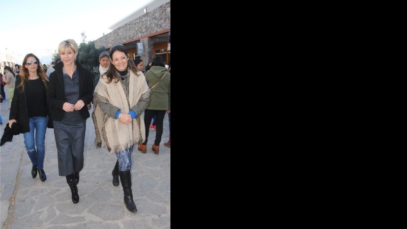 Karina Rabolini recorrió la Fiesta del Poncho