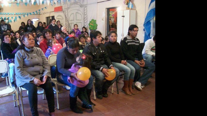 Jóvenes misionaron en La Dorada