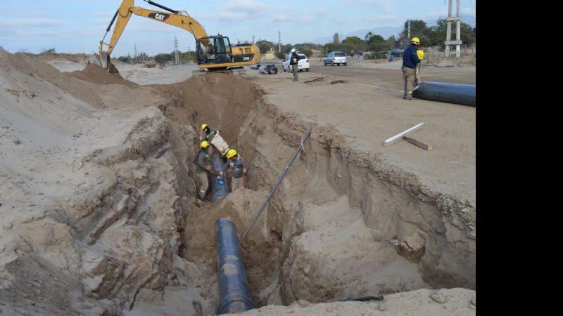 Iniciaron los trabajos de la red de agua potable para Rivera del Valle