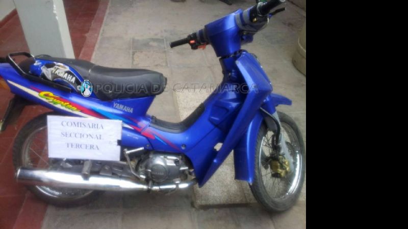 Arrestan a una pareja y le secuestran distintos elementos