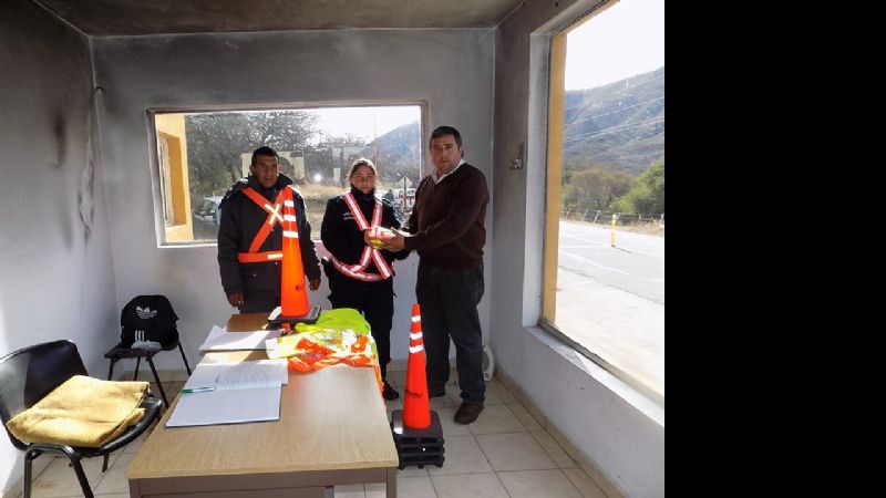 Refuerzan seguridad en puestos camineros