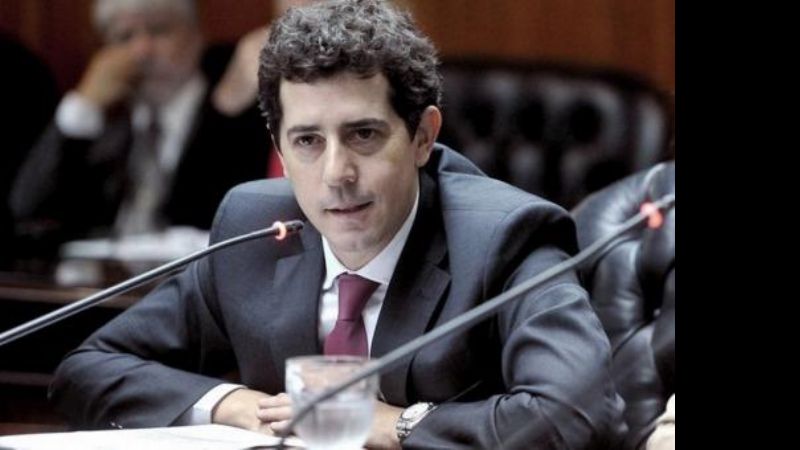 "Se la pasan criticando a Cristina y ahora se pelean por parecerse a ella"