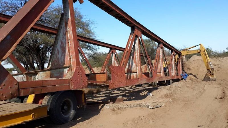 Inició el traslado del puente para Huaycama