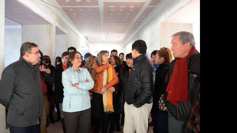 Lucía visitó obras y recorrió los barrios Villa Eumelia y Virgen Niña