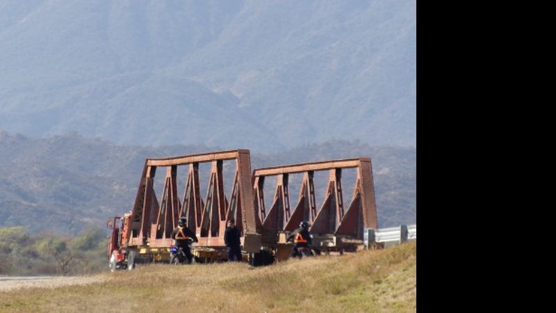 Llegó a Huaycama el puente