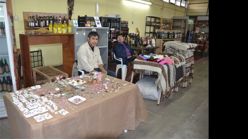 El Mercado Artesanal funciona a pleno