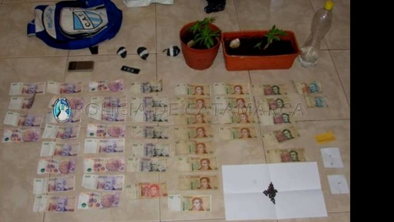 Mega procedimiento policial en Santa María