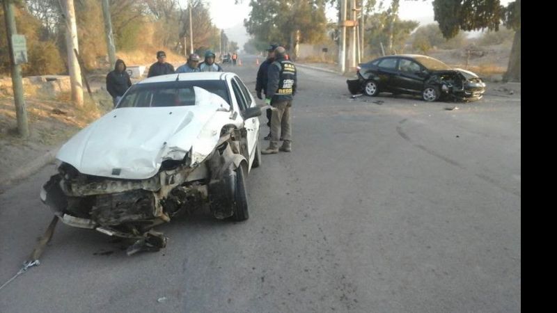 Violento choque en Tinogasta