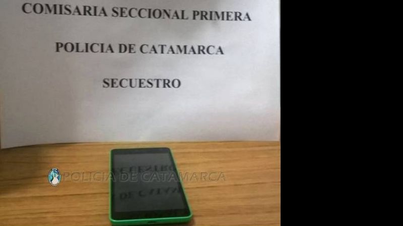 Menor de 14 años demorada por robar un celular