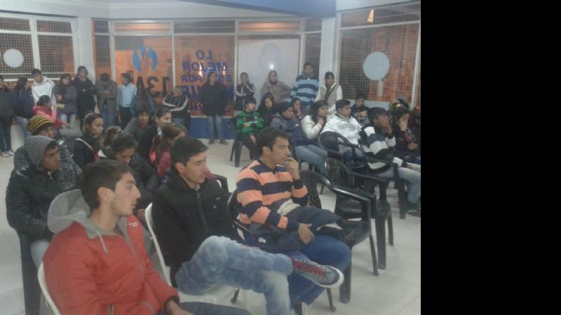 La “13 de Marzo” de Andalgalá se reunión con jóvenes