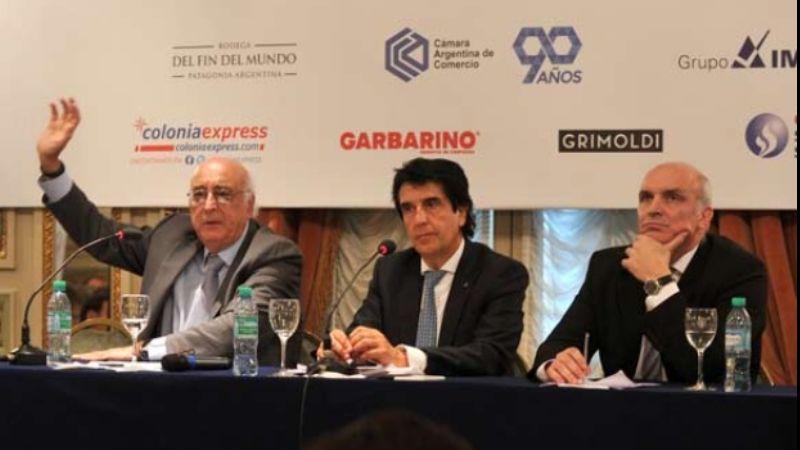 Economistas de Macri reconoce que apuntan al "ajuste inexorable"