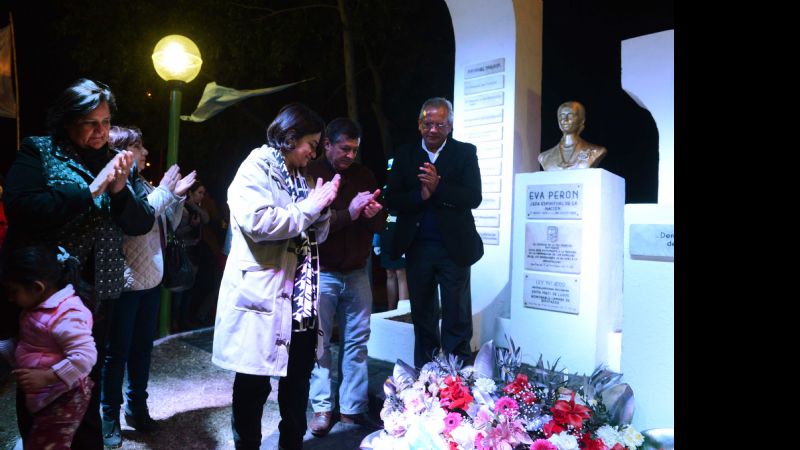 Lucía participó de los homenajes a Evita