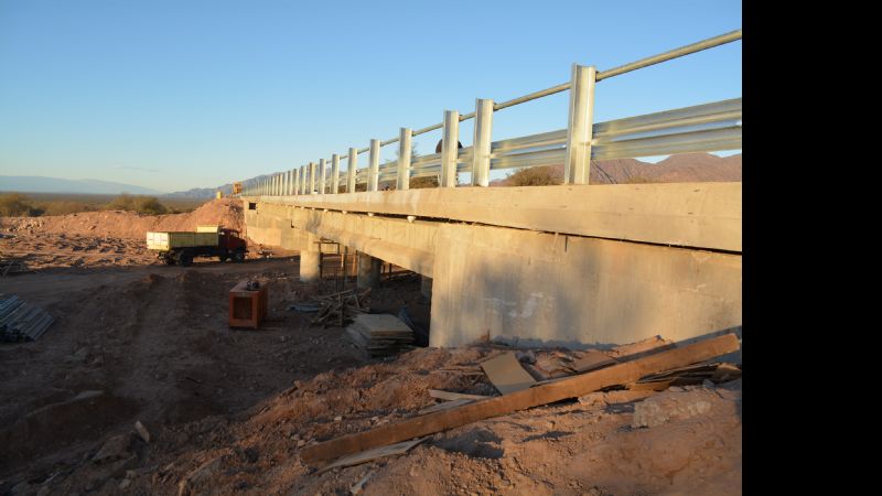 Se habilitó provisoriamente el tránsito por los puentes sobre los ríos Totora y Tambillo