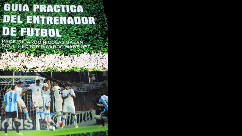 Bazán y Martínez presentan su “Guía Práctica del Entrenador de Fútbol”