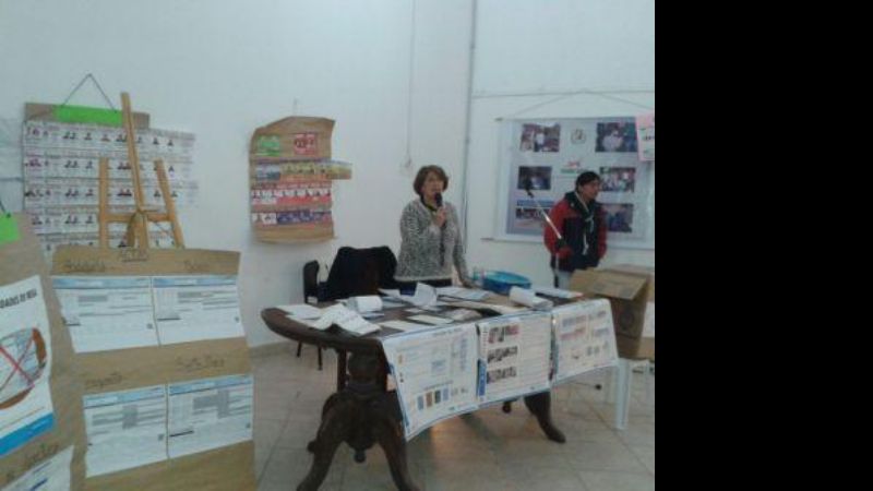 Capacitan a autoridades de mesa para las PASO