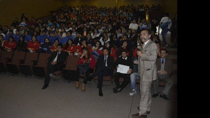 Estudiantes participaron de la Conferencia de Orientación Vocacional y Laboral