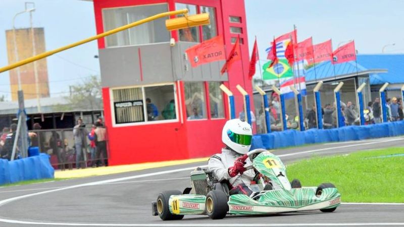 Colombo con un “mini tour” en Entre Ríos y Uruguay