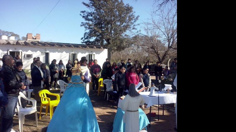 Festejos por los 18 años de la capilla de Lavalle