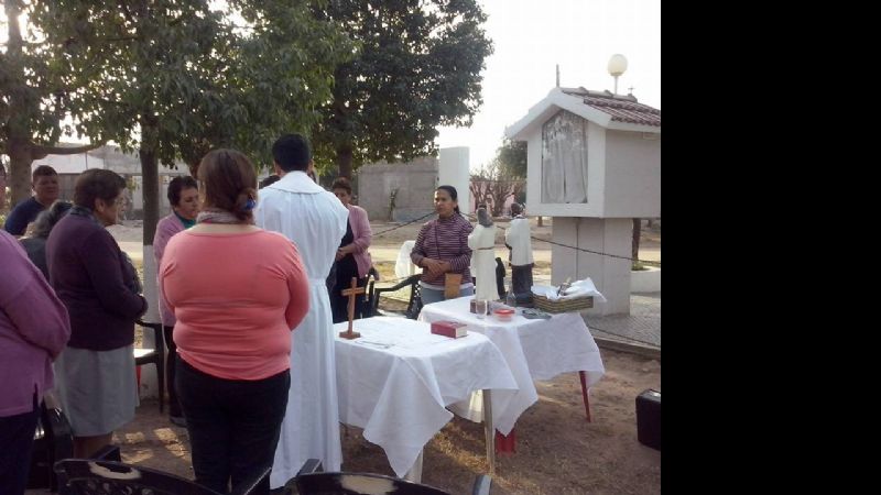 Festejos por los 18 años de la capilla de Lavalle