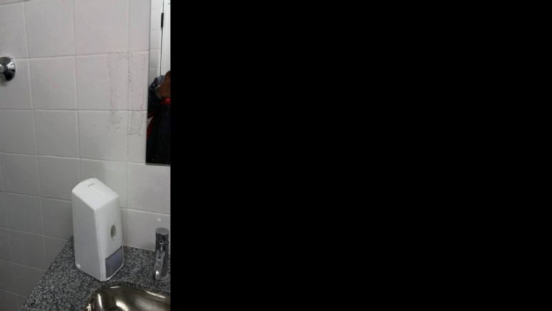 Los inadaptados de siempre rompieron las nuevas instalaciones del hospital