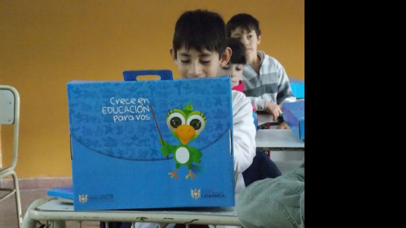 Continúa la entrega del  Manual “La Catita” en Valle Viejo