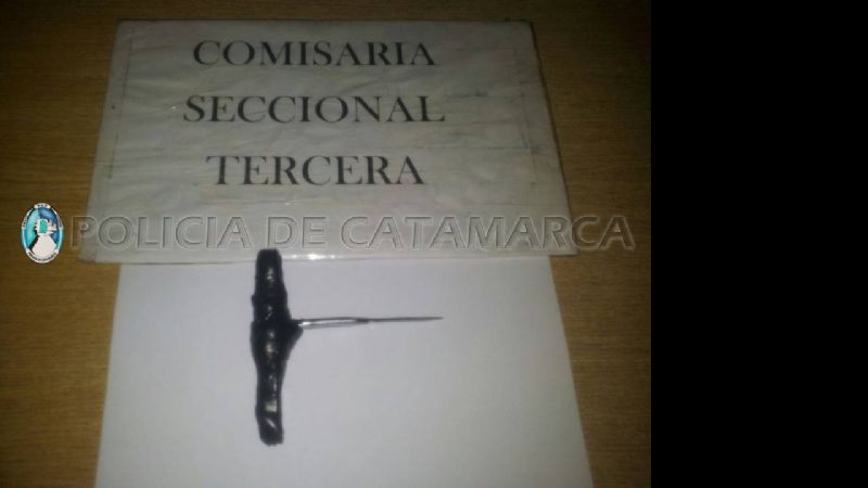 Demoran a un adolescente y secuestran una “espadita”