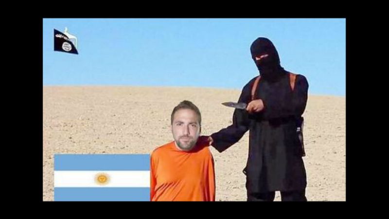 Higuaín fue el centro de las cargadas por la caída ante Chile