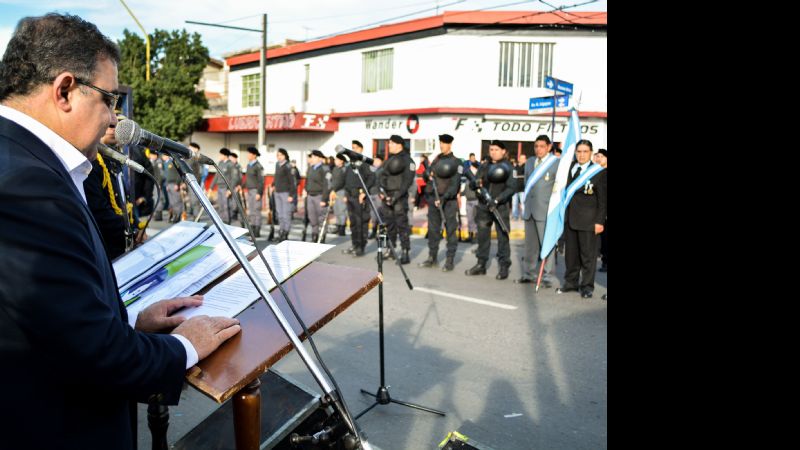 Más de 200 instituciones y un millar de vecinos en la gran fiesta de la Capital