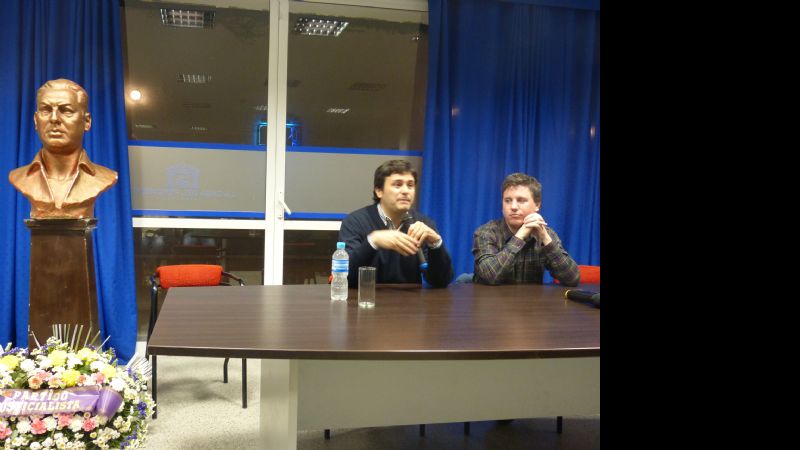 “En la próxima elección se define el posicionamiento de Argentina en el mundo”