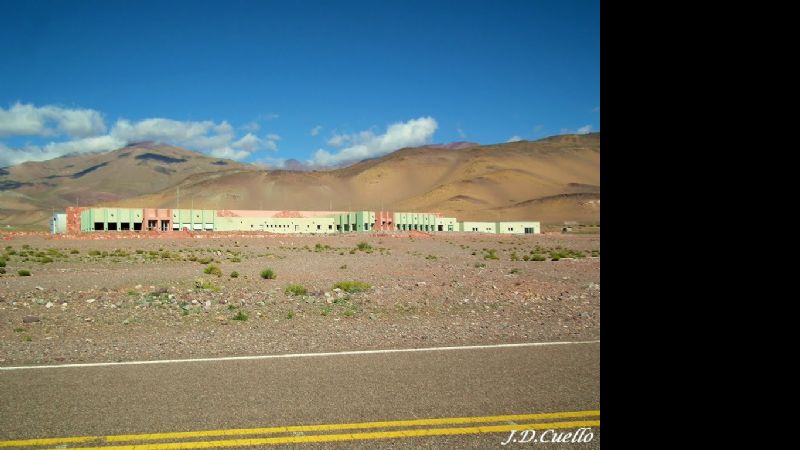 "Hay quienes les gustan las obras faraónicas que no le sirven a la gente"