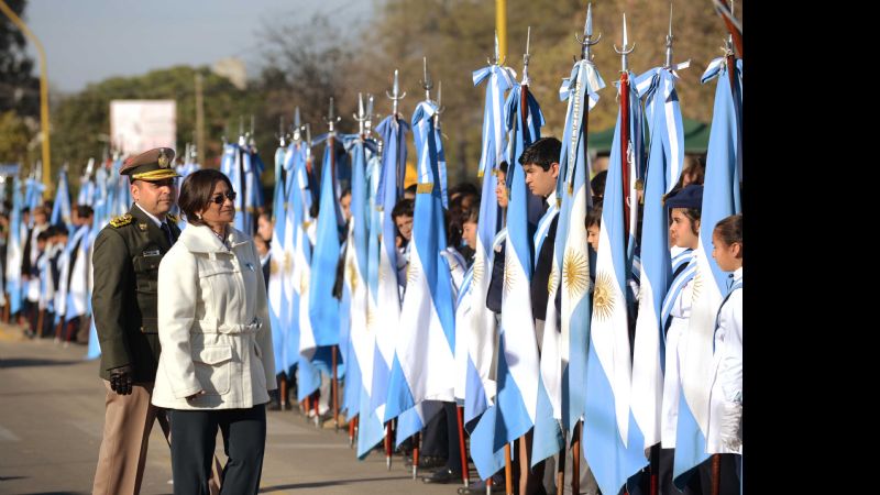 Lucía presidió los festejos por el Día de la Independencia