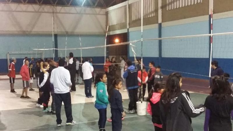 Jamboree de voley en el “Poli de las Mil”
