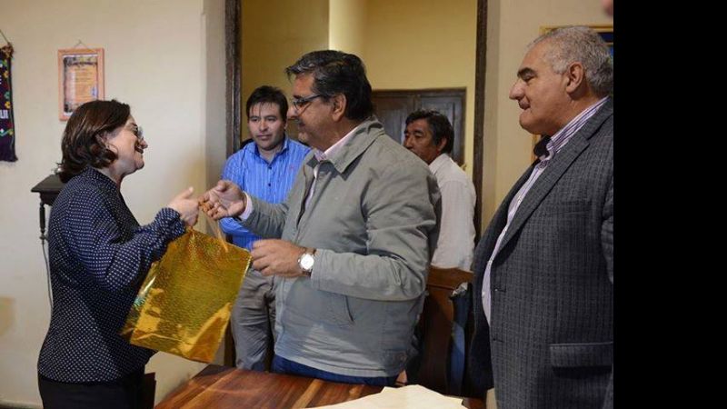 Un gesto para imitar