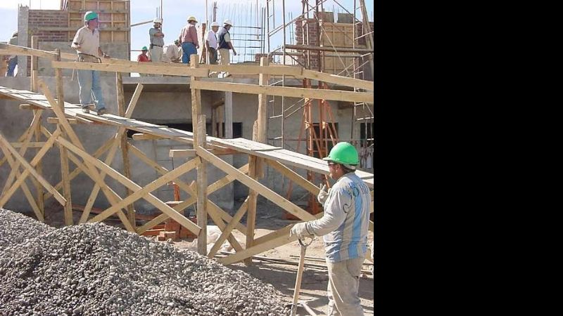 Se recupera el empleo en la construcción en el norte argentino