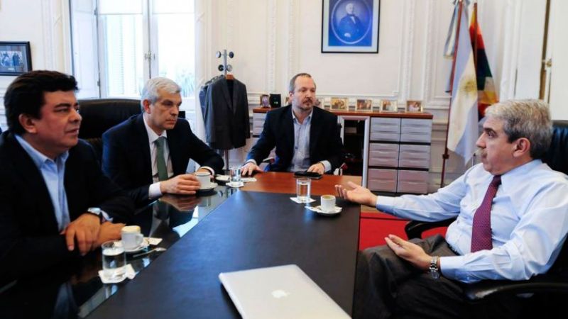 Cristina con Aníbal, quien como Scioli, recibió el apoyo de Domínguez