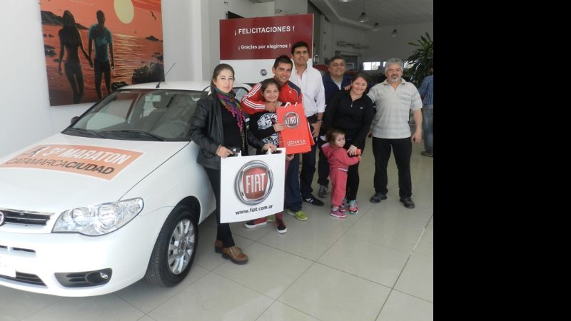 Se entregó el auto del sorteo de la Maratón Catamarca Ciudad