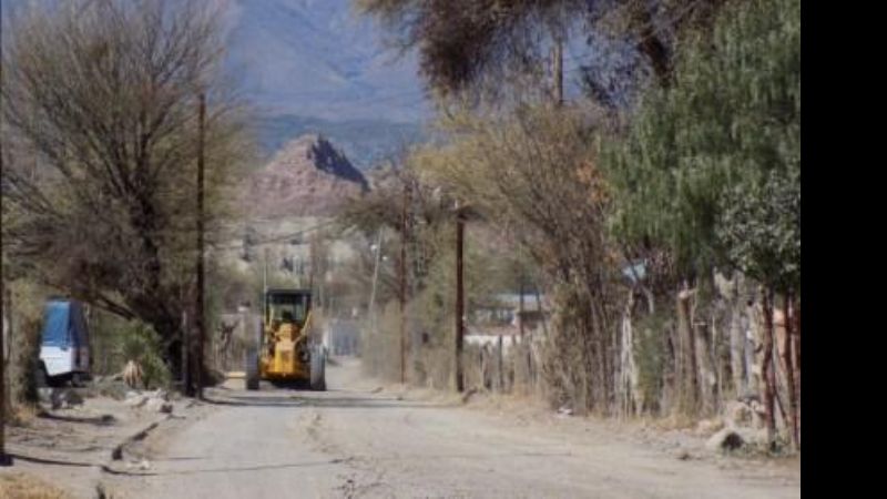 Sin pausa, sigue el mantenimiento de caminos