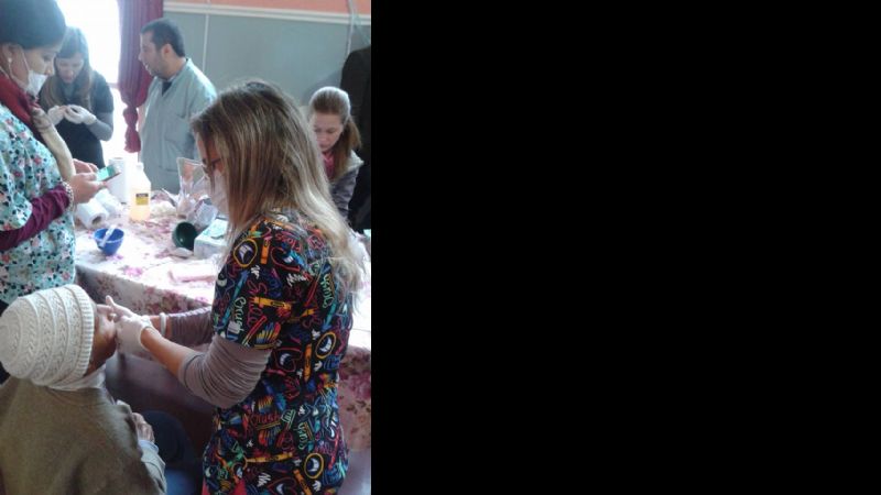 Abuelos del Hogar de Ancianos recibieron atención odontológica