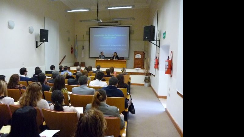 Inició Posgrado de  “Actualización en Derecho Procesal Constitucional”