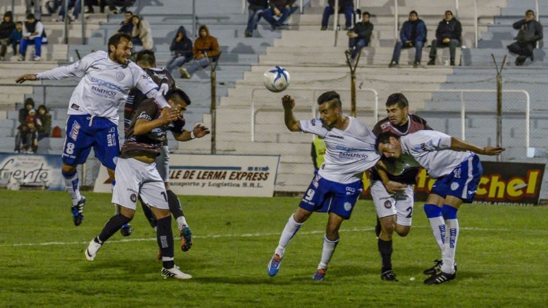 En disputado encuentro, Aconquija perdió con Gimnasia y Tiro