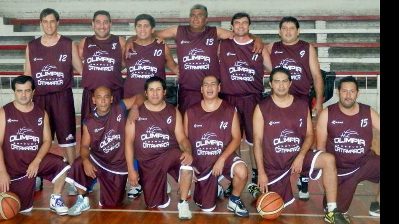 Triunfos de Red Star (S) y Olimpia (SM) en Maxibásquet