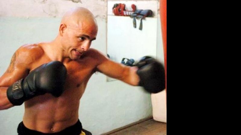 “Mendieta” Báez no pudo frente al campeón Aristule