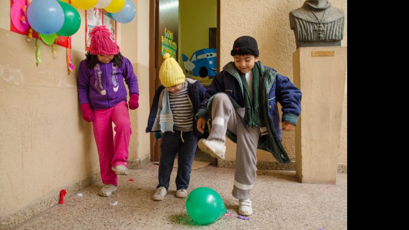 Los niños disfrutaron su día en la sala Infanto Juvenil con muchos regalos