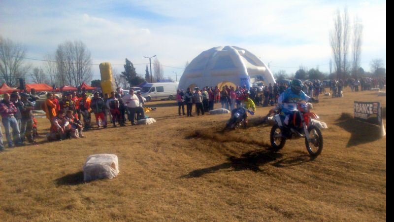 Gran actuación de Axel Ayala en la 5ta. fecha del Enduro Nacional