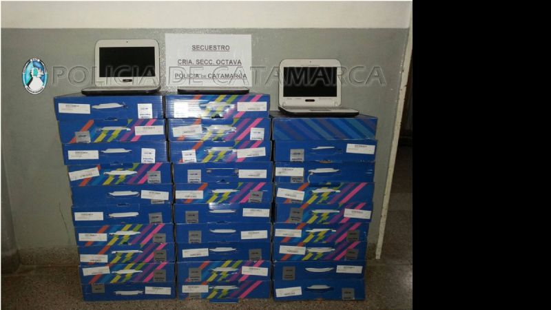 Atraparon a un ladrón que robó 32 netbooks de una escuela