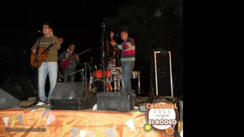 Folklore fusión con “La Señal" en la Terminal