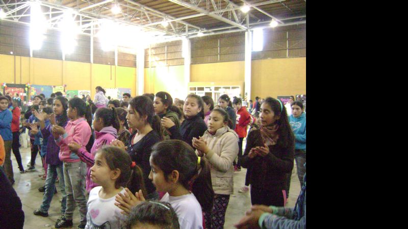 Con más de mil alumnos y docentes se realizó con éxito el primer INTERCAI