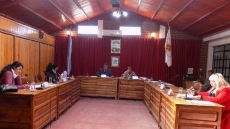 Acalorada discusión en el CD de Santa María