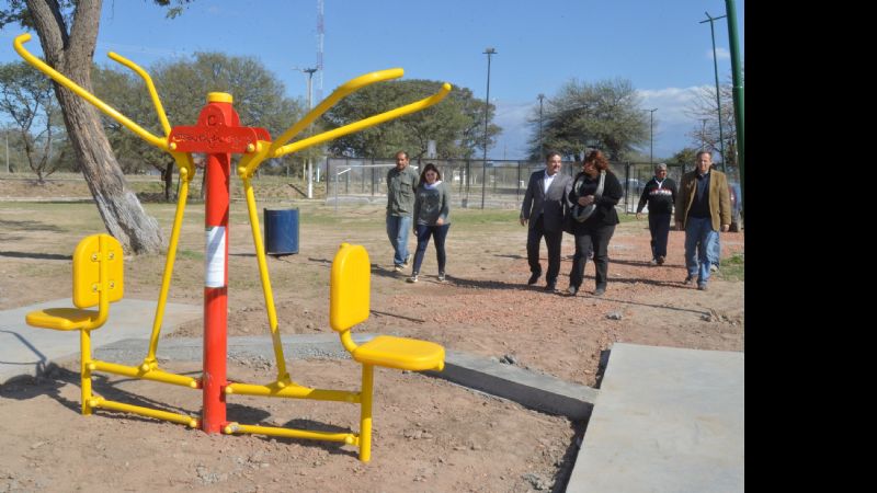 Visita de obras en el barrio La Antena